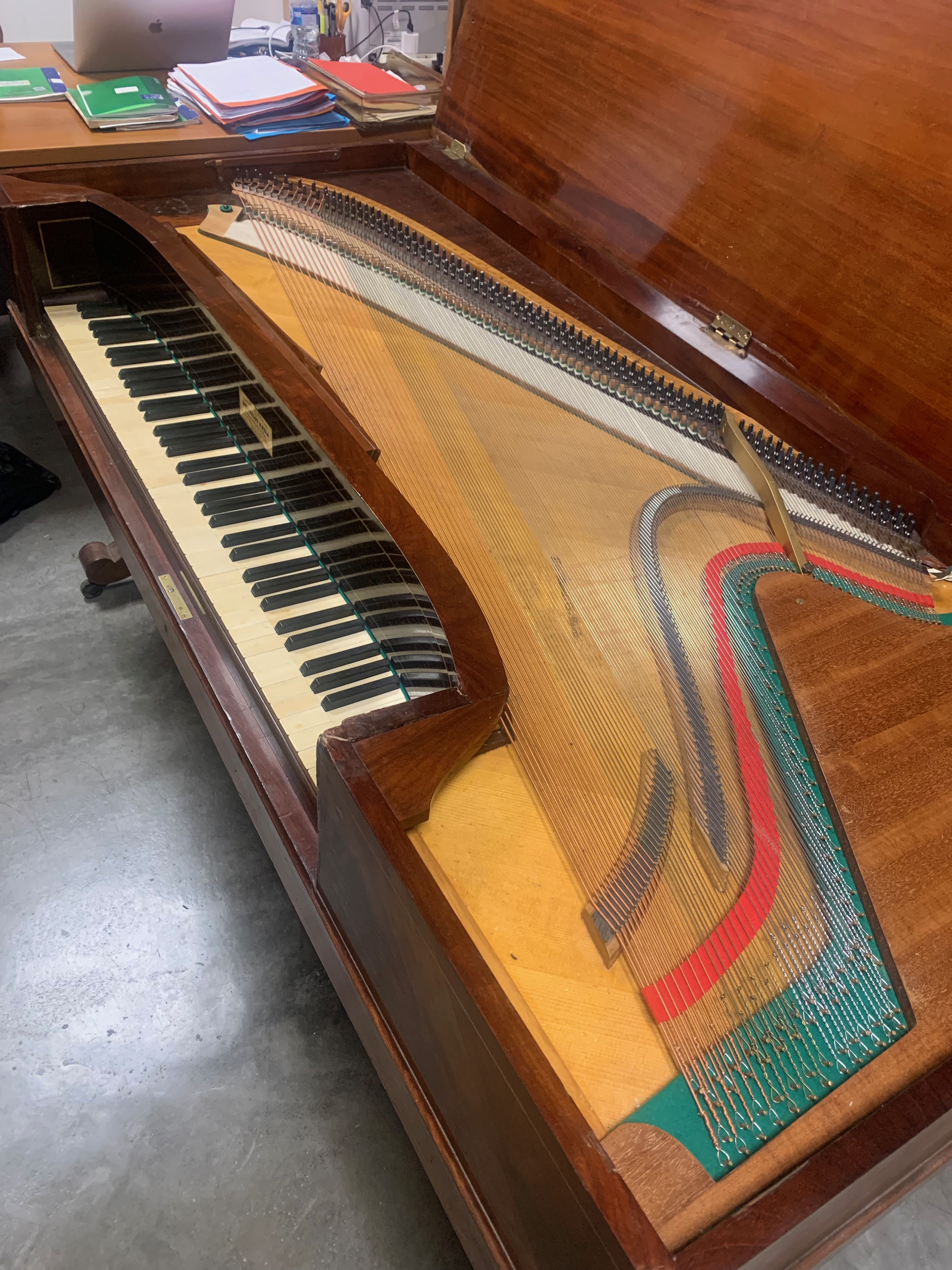 clic pour ouvrir dans un nouvel onglet Piano carré Erard à acheter sur Montpellier